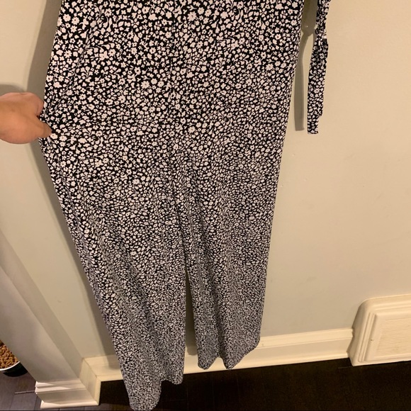 Michael Kors Sleeveless Pants Romper - Picture 6 of 6